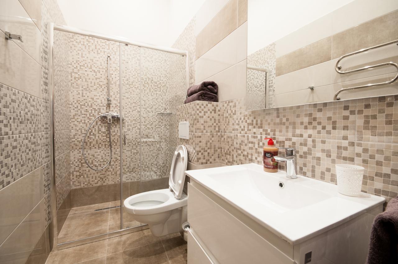 Wonderful Flat On City Center أوزهورود المظهر الخارجي الصورة
