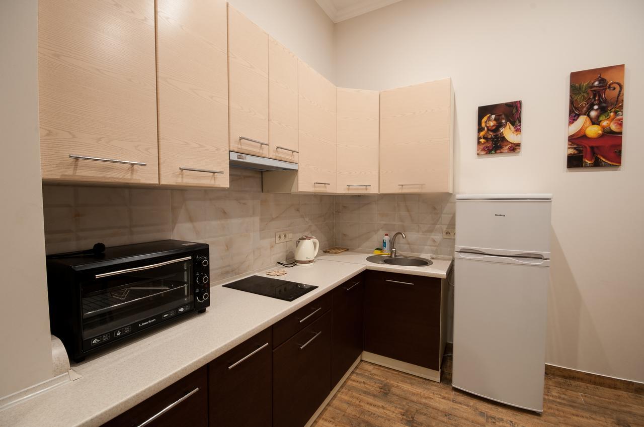 Wonderful Flat On City Center أوزهورود المظهر الخارجي الصورة